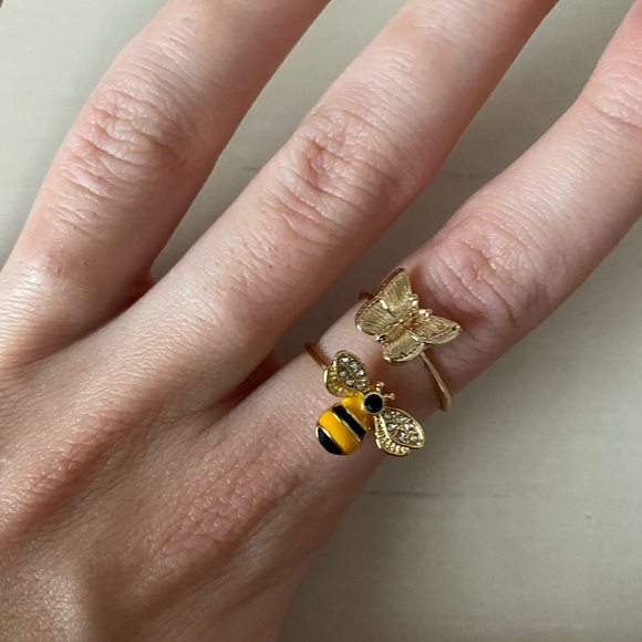 NWOT Madewell set of five bohemian bumble bee butterfly gold rings - Picture 5 of 6